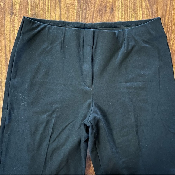 Chico’s Black Cropped Capris Pants size 2.5 (large 14) - Picture 2 of 8